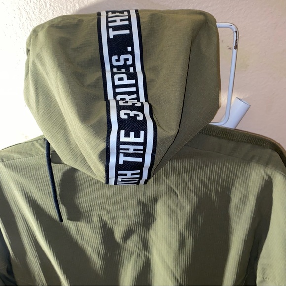 adidas Originals Brand Pack Pull Over Hoodie In Green - Picture 7 of 10